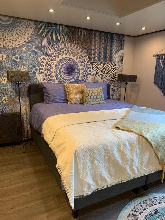 Het Atelier, Sfeervolle B&B Compleet Appartement In Hartje Staphorst מראה חיצוני תמונה